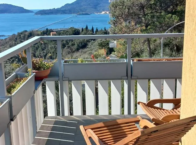 Vista Sul Blu ,baia Blu, * Lerici