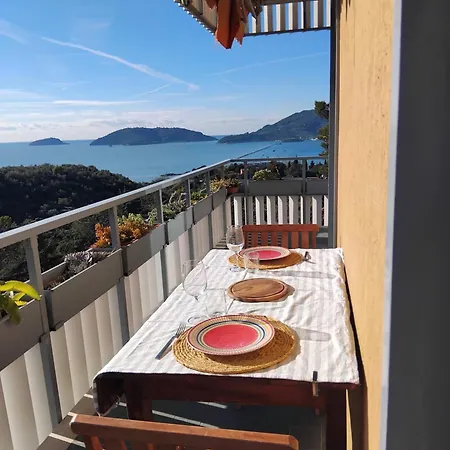 Vista Sul Blu ,baia Blu, 莱里奇