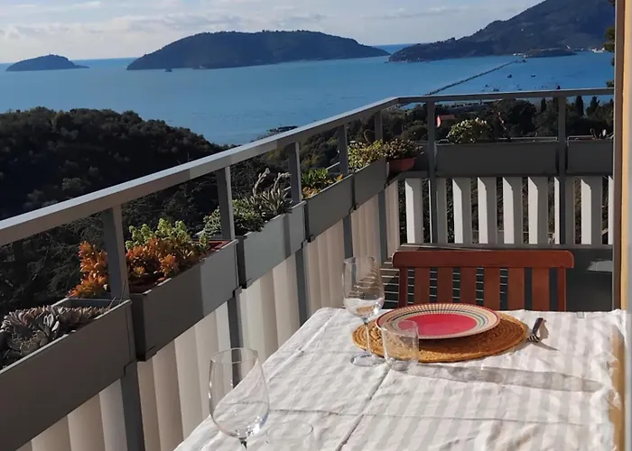 Vista Sul Blu ,baia Blu, Lägenhet *